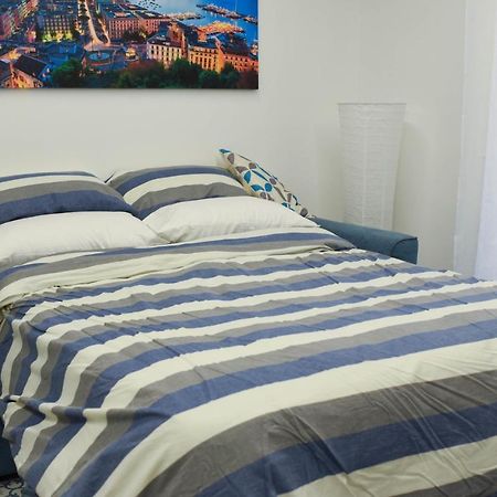 Апартаменты Chiaja Lux House Неаполь Экстерьер фото
